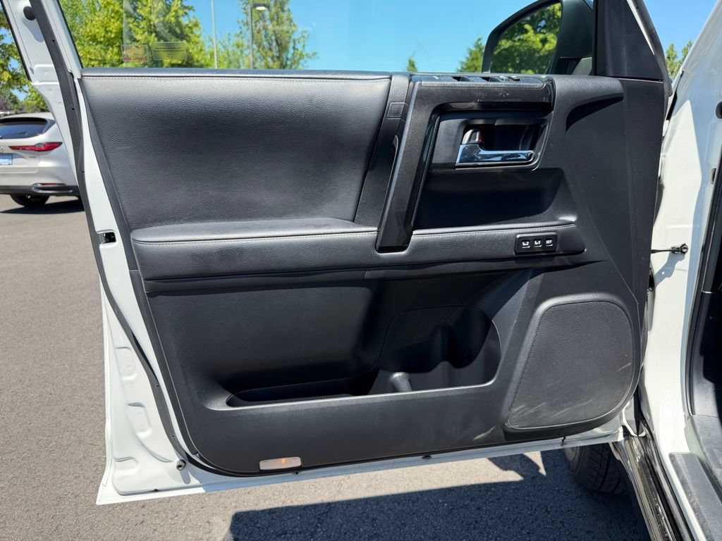 Used 2020 Toyota 4Runner Nightshade AWD/4WD image 12
