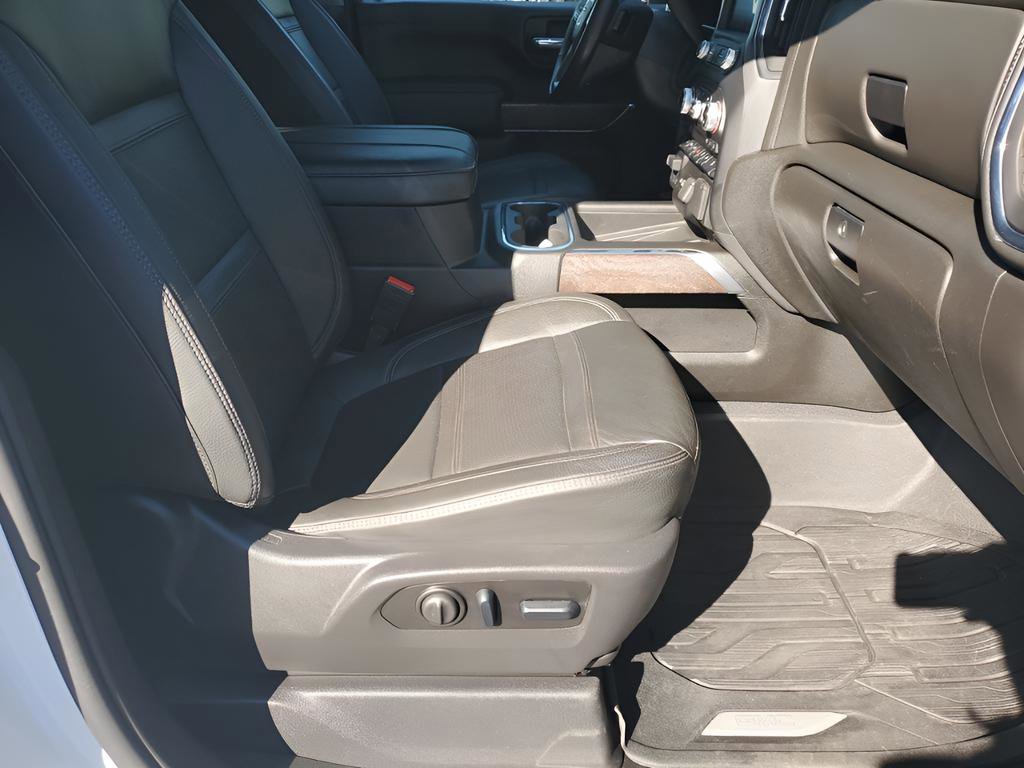 Used 2023 GMC Sierra 3500 Denali image 16
