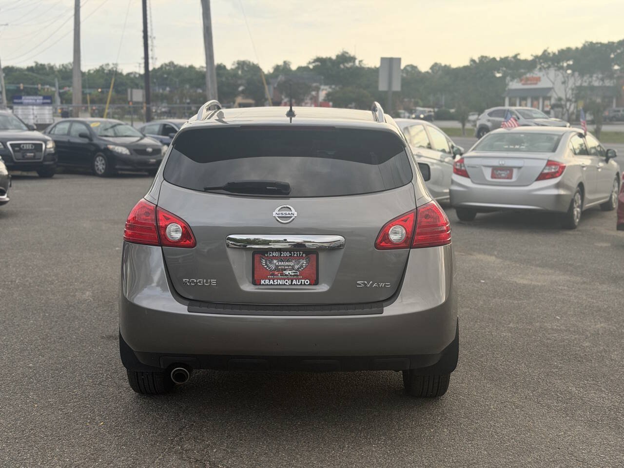 Used 2012 Nissan Rogue SV AWD/4WD image 7