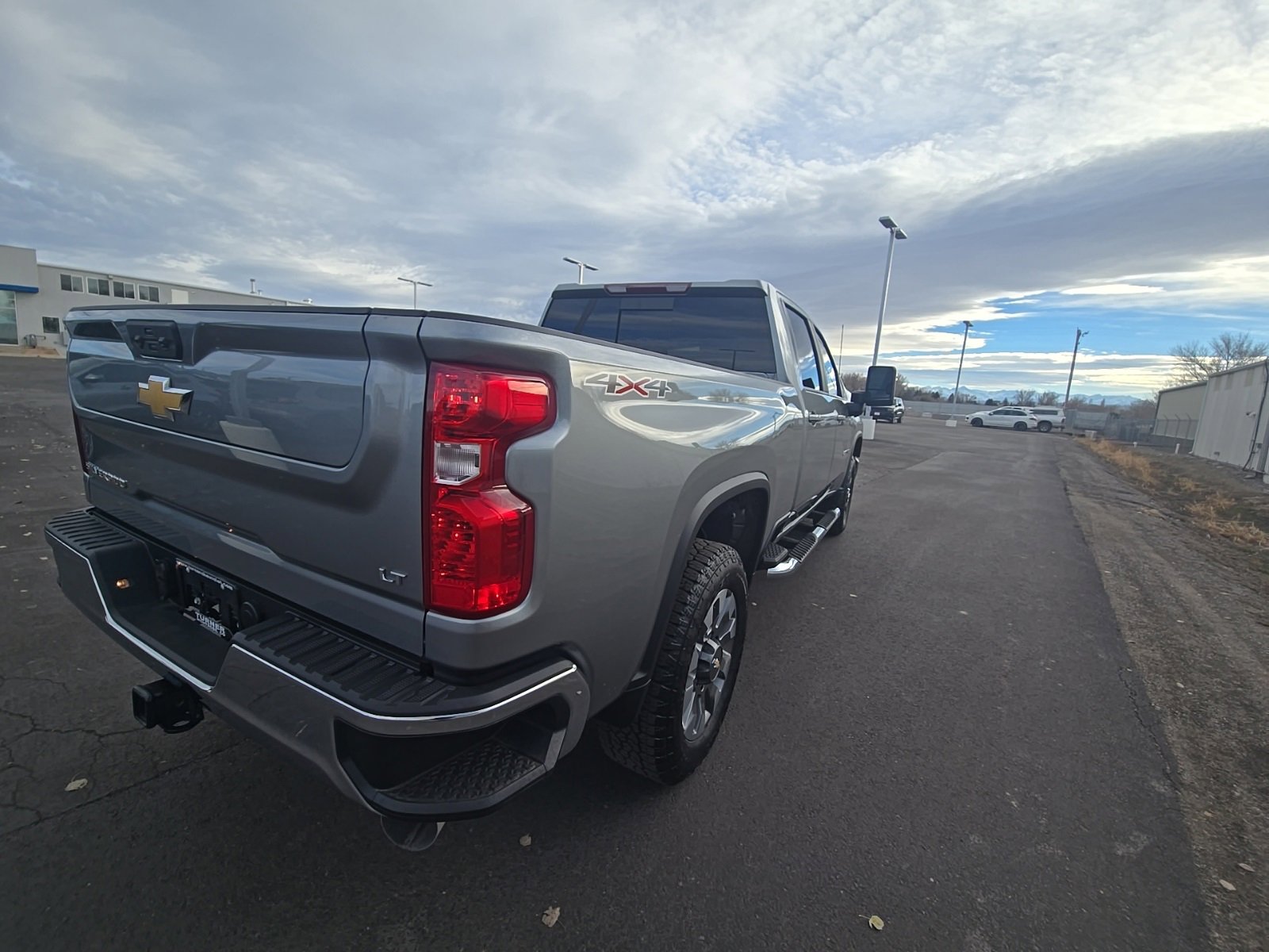 Used 2025 Chevrolet Silverado 2500 LT image 3