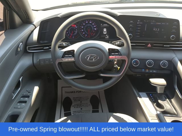 Used 2023 Hyundai Elantra SE FWD image 35
