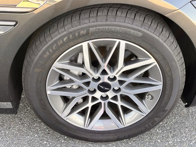 Used 2025 Genesis G80 2.5T image 31