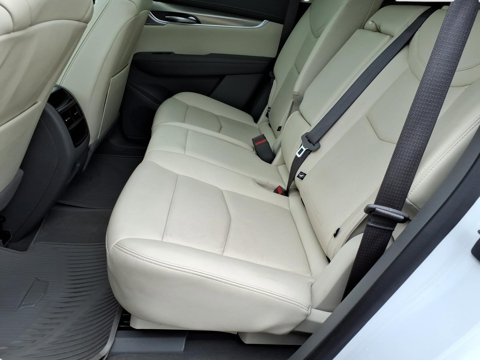 Certified 2023 Cadillac XT5 Premium Luxury AWD/4WD image 11