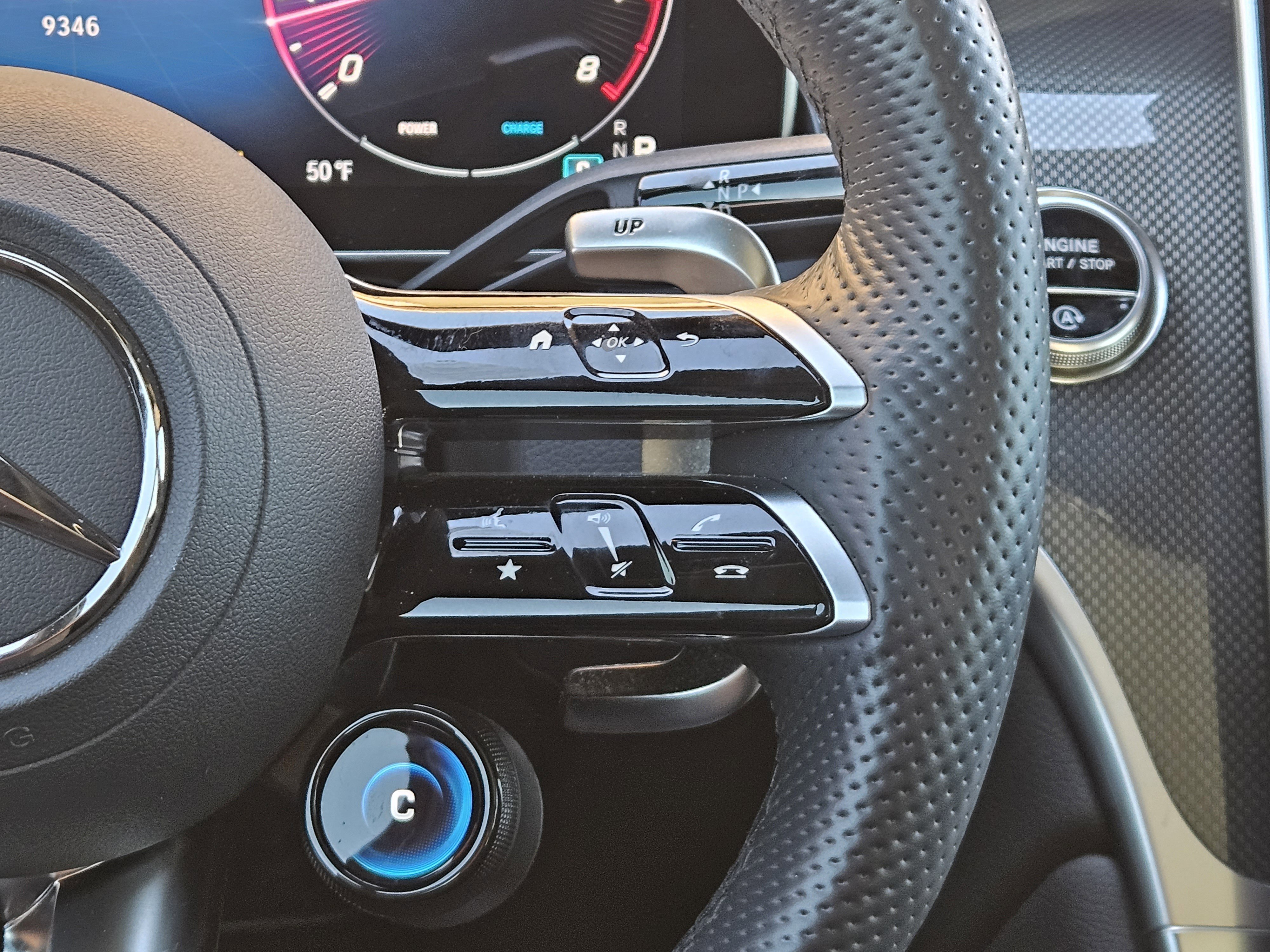 Used 2025 Mercedes-Benz GLC 43 AMG 4MATIC image 28