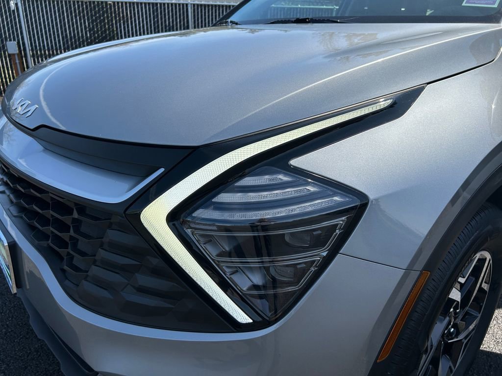 Used 2024 Kia Sportage LX image 36