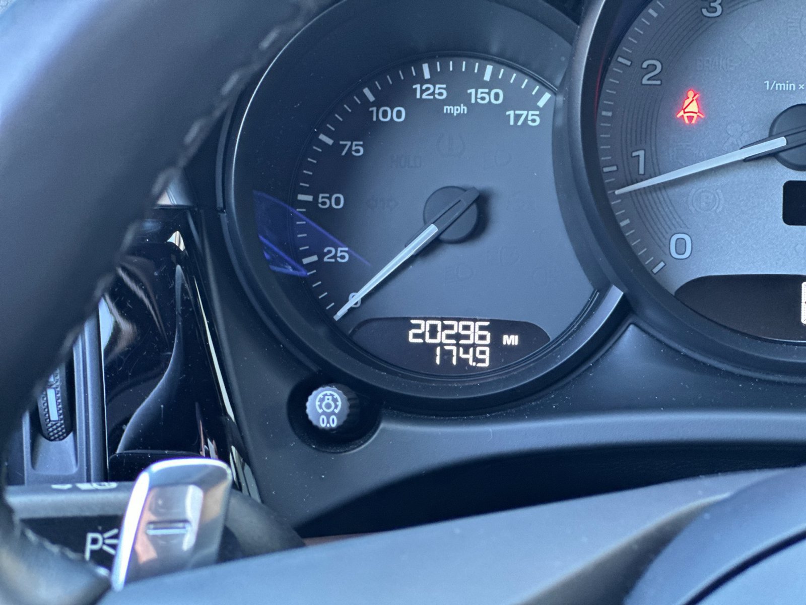 Certified 2024 Porsche Macan S AWD/4WD image 22