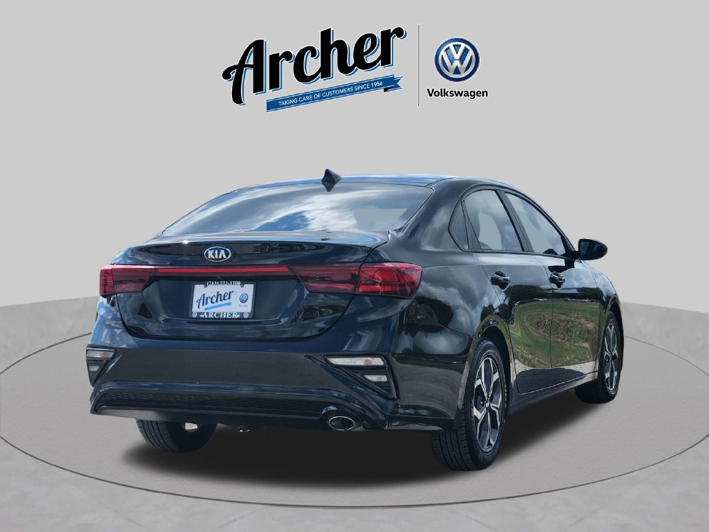 Used 2020 Kia Forte LXS FWD image 5