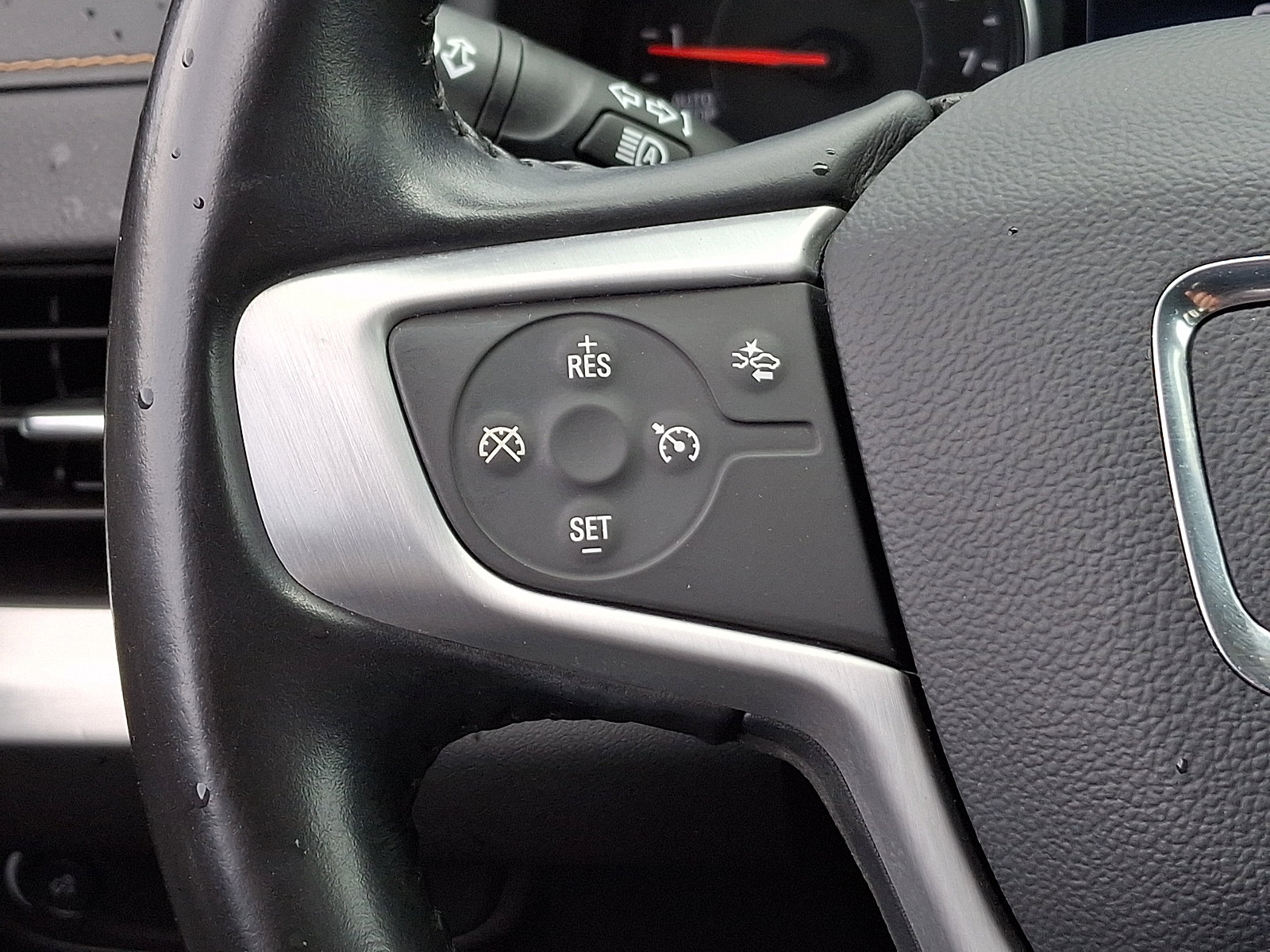 Used 2020 GMC Terrain SLE AWD/4WD image 19