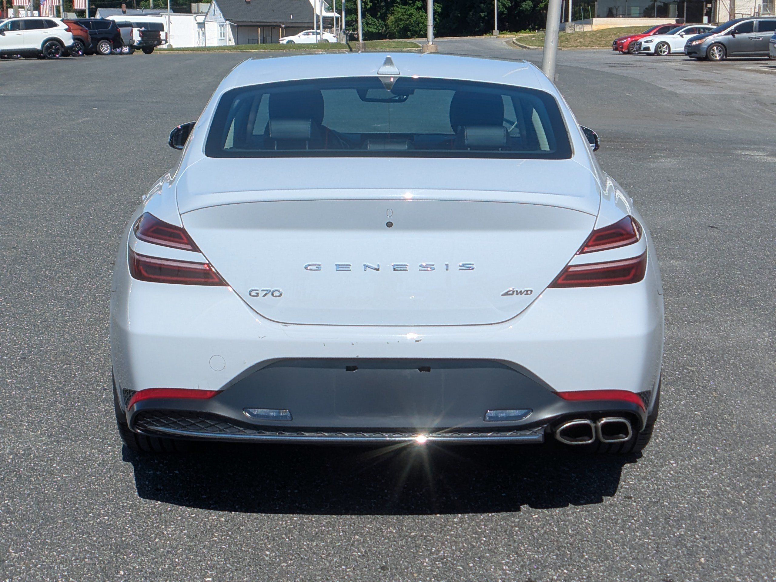 Used 2023 Genesis G70 2.0T AWD/4WD image 7