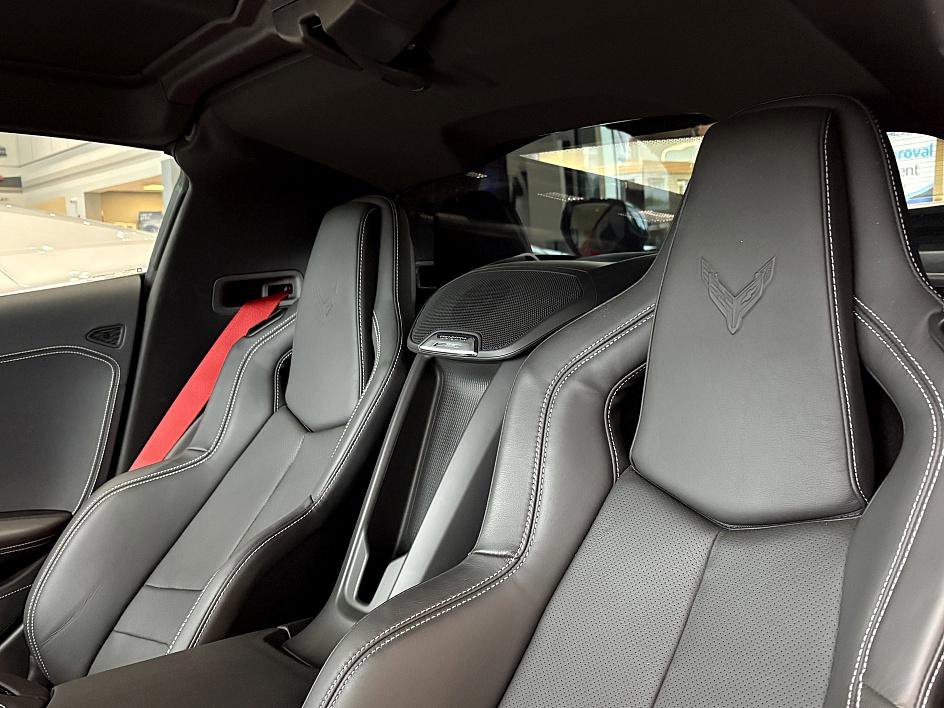 Used 2025 Chevrolet Corvette E-Ray w/ Battery Protection Package image 14