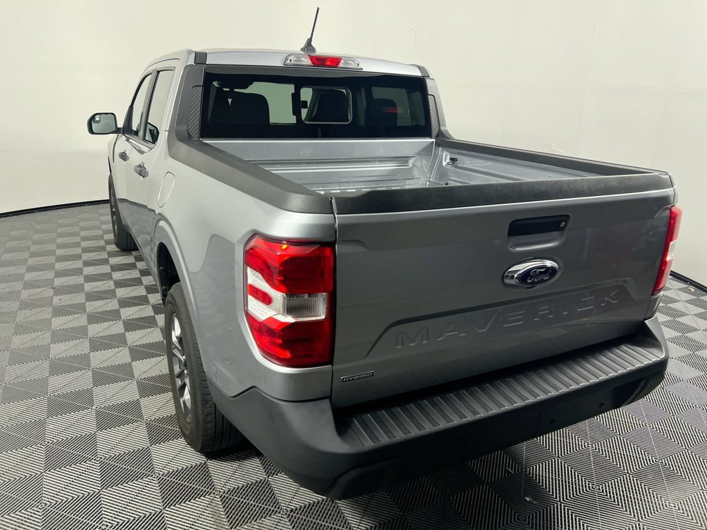 Used 2023 Ford Maverick XLT FWD image 5
