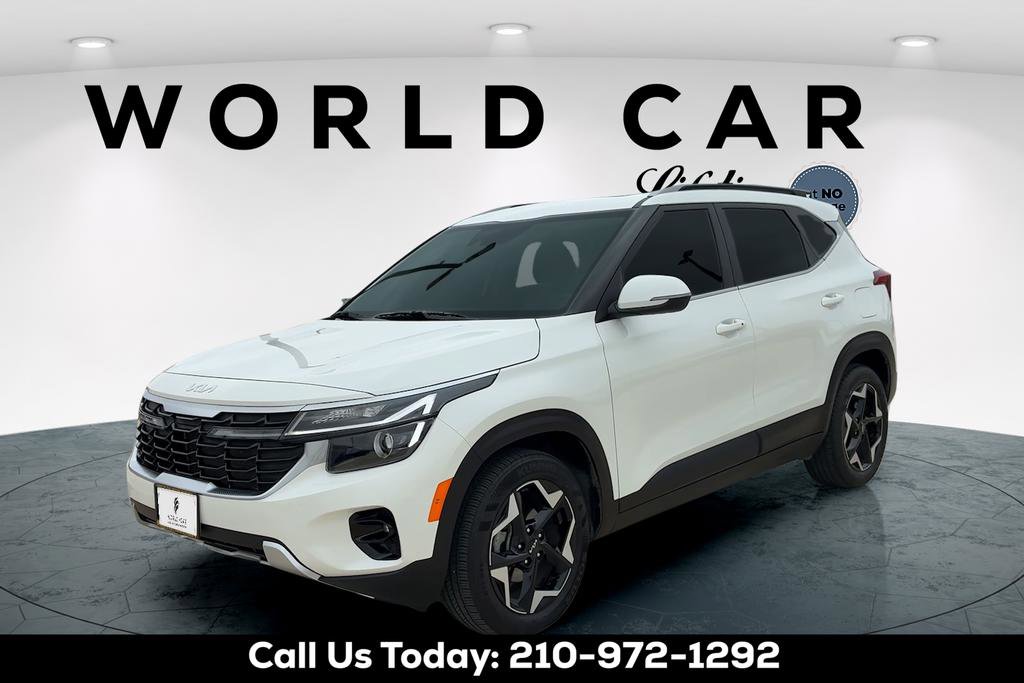 Used 2025 Kia Seltos EX w/ EX Sunroof Package FWD image 3