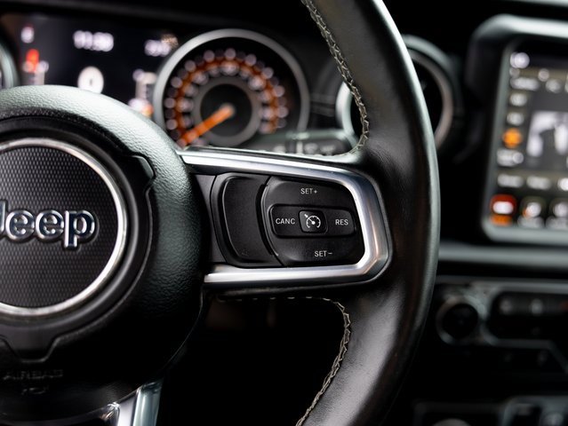 Used 2020 Jeep Wrangler Unlimited Sahara image 13