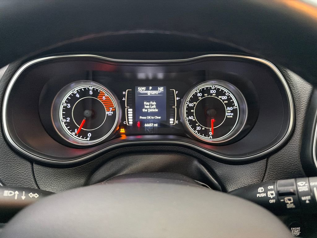 Used 2019 Jeep Cherokee Latitude Plus w/ Comfort/Convenience Group image 28