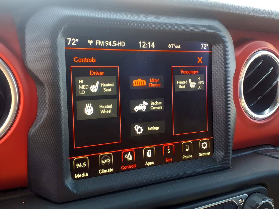 Used 2018 Jeep Wrangler Unlimited Rubicon w/ Dual Top Group AWD/4WD image 18