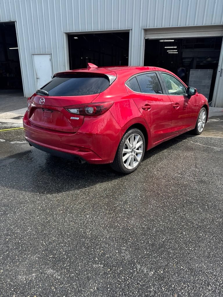 Used 2017 MAZDA MAZDA3 Grand Touring w/ Premium Equipment Package FWD image 7