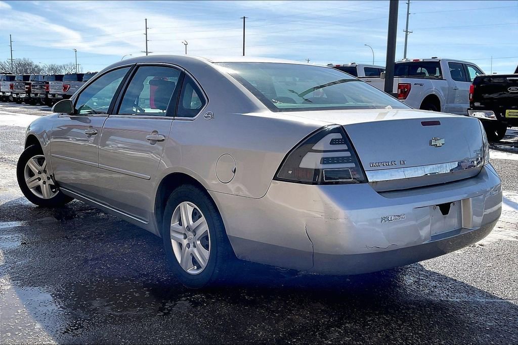 Used 2006 Chevrolet Impala LT FWD image 3