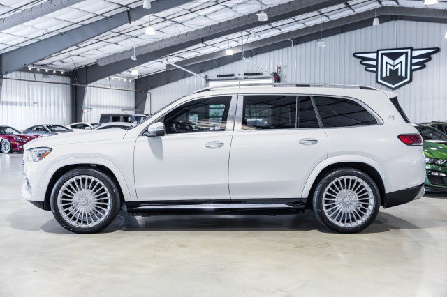 Used 2023 Mercedes-Benz Maybach GLS 600 4MATIC image 3