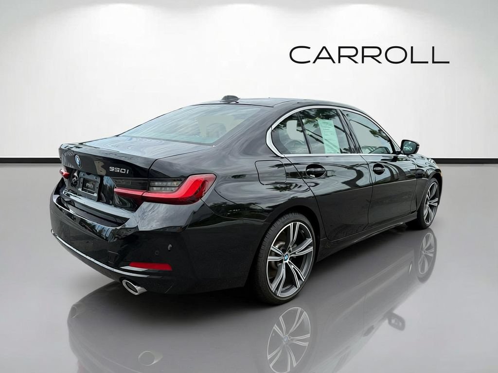 Used 2024 BMW 330i xDrive Sedan w/ Premium Package AWD/4WD image 3