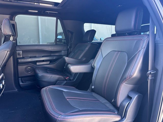 Used 2024 Ford Expedition Max Limited RWD image 16