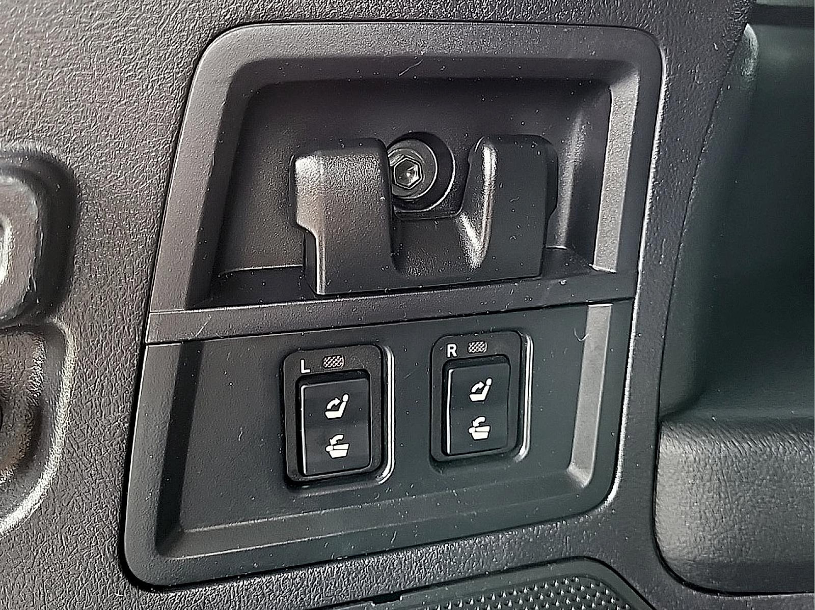 Used 2020 Toyota Sequoia TRD Pro AWD/4WD image 29