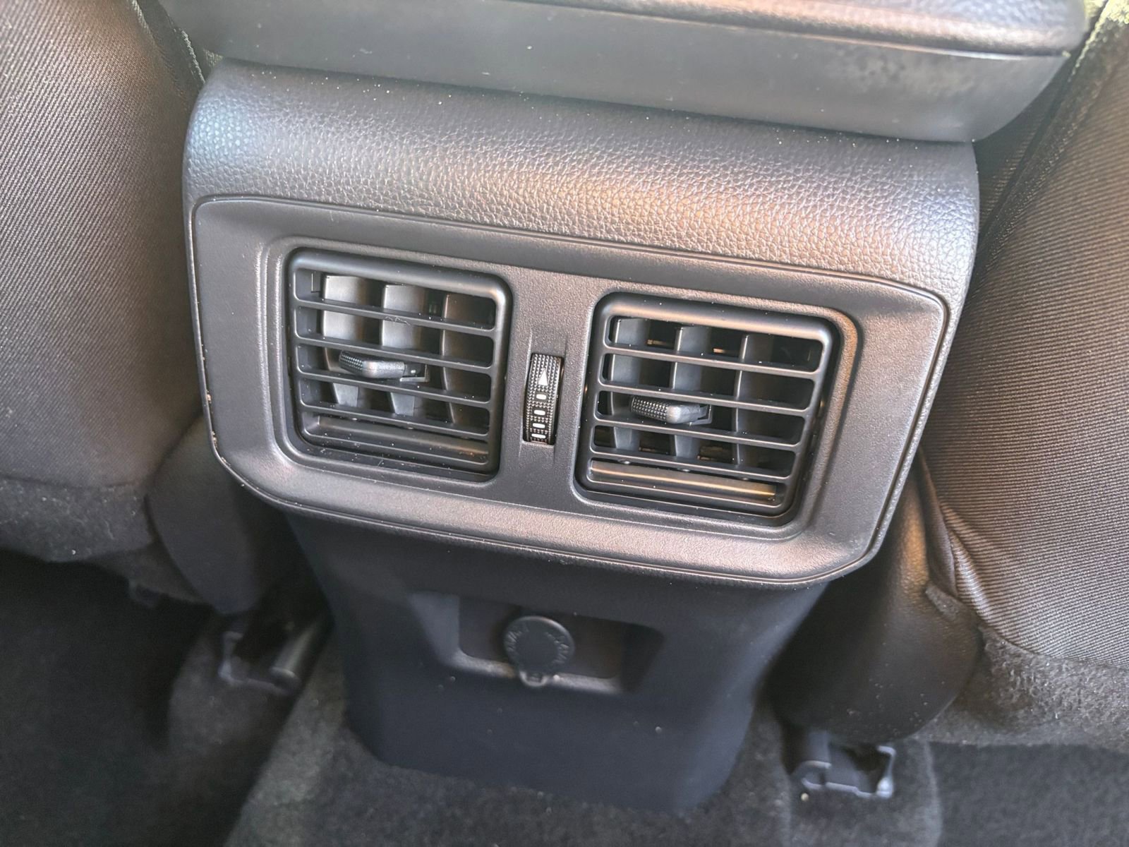 Used 2025 Toyota RAV4 LE image 23