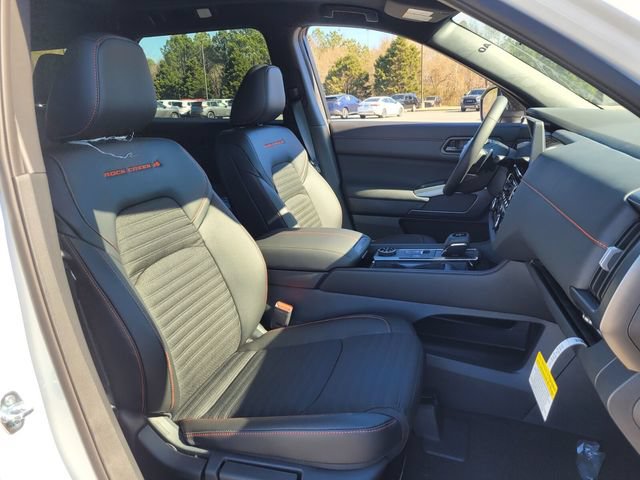 New 2026 Nissan Pathfinder Rock Creek w/ Rock Creek Premium Package AWD/4WD image 11