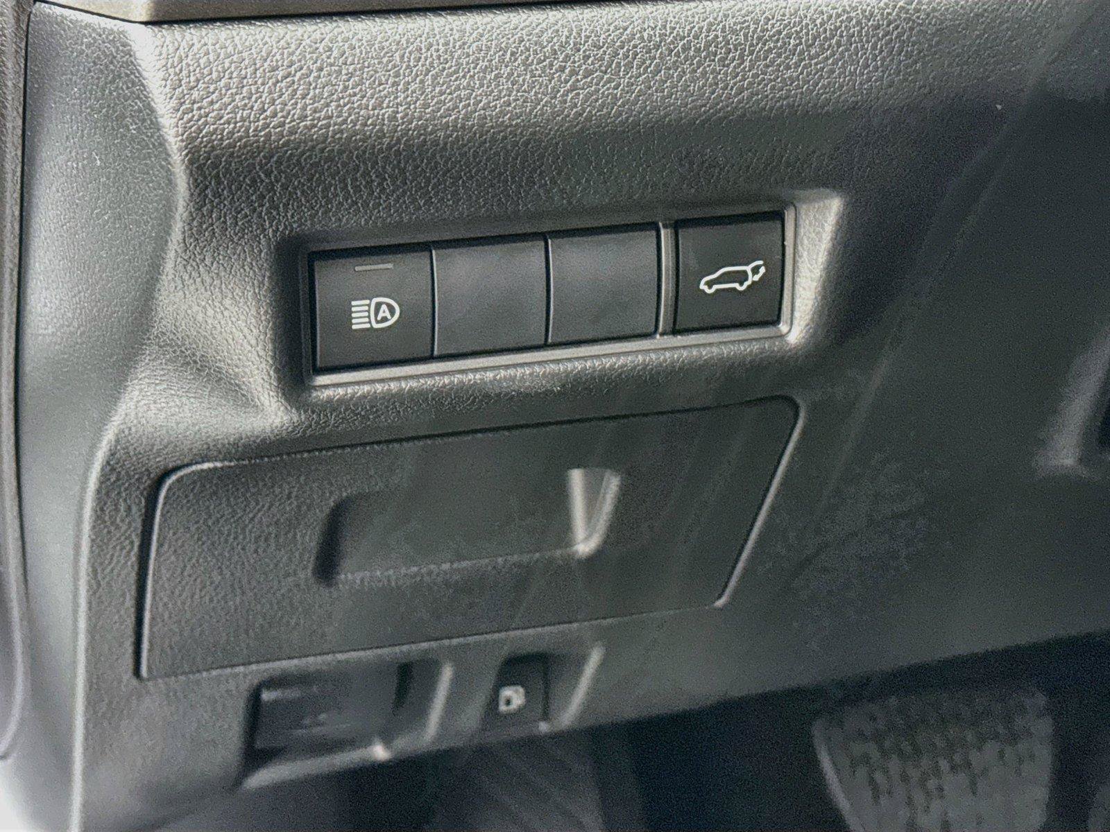 Certified 2025 Toyota Grand Highlander FWD image 14