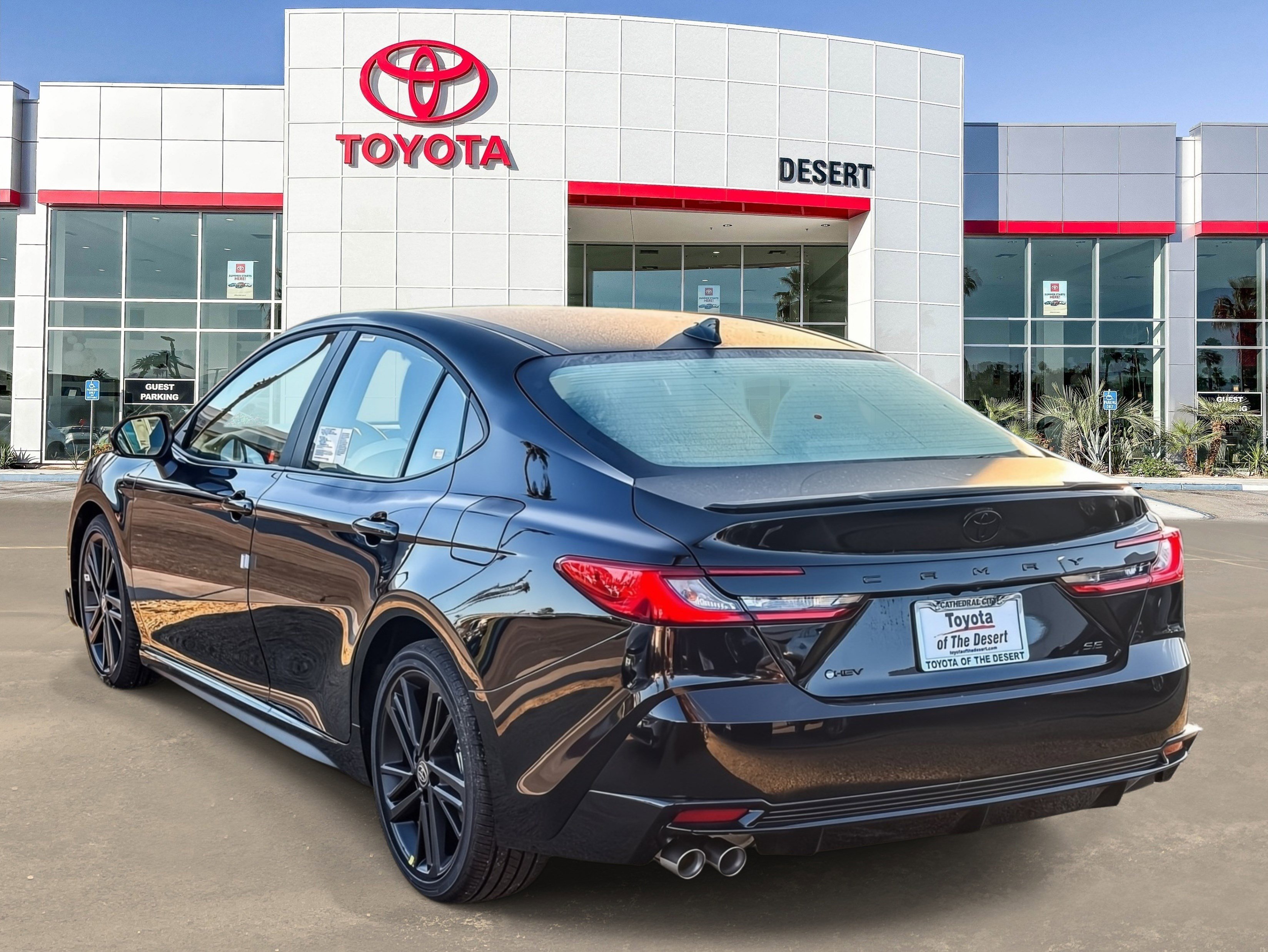New 2026 Toyota Camry Hybrid FWD image 5