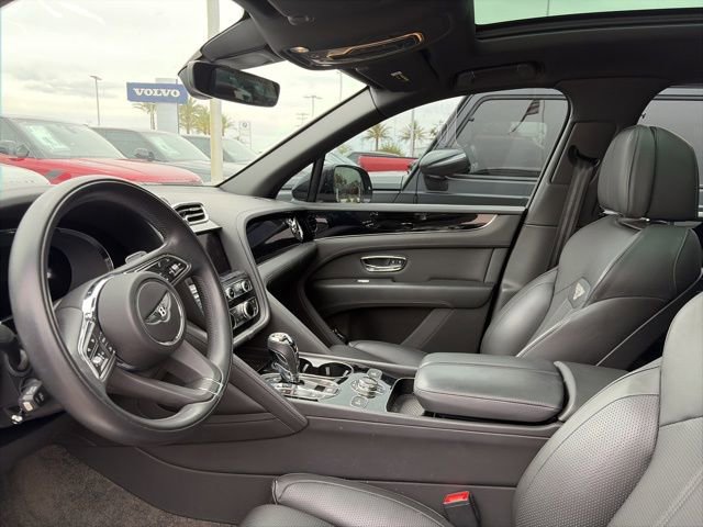 Used 2021 Bentley Bentayga AWD/4WD image 7