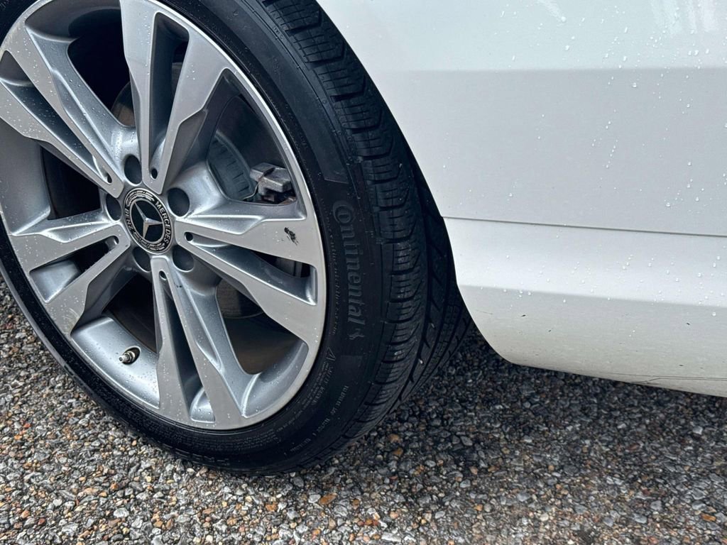 Used 2019 Mercedes-Benz C 300 Sedan image 5