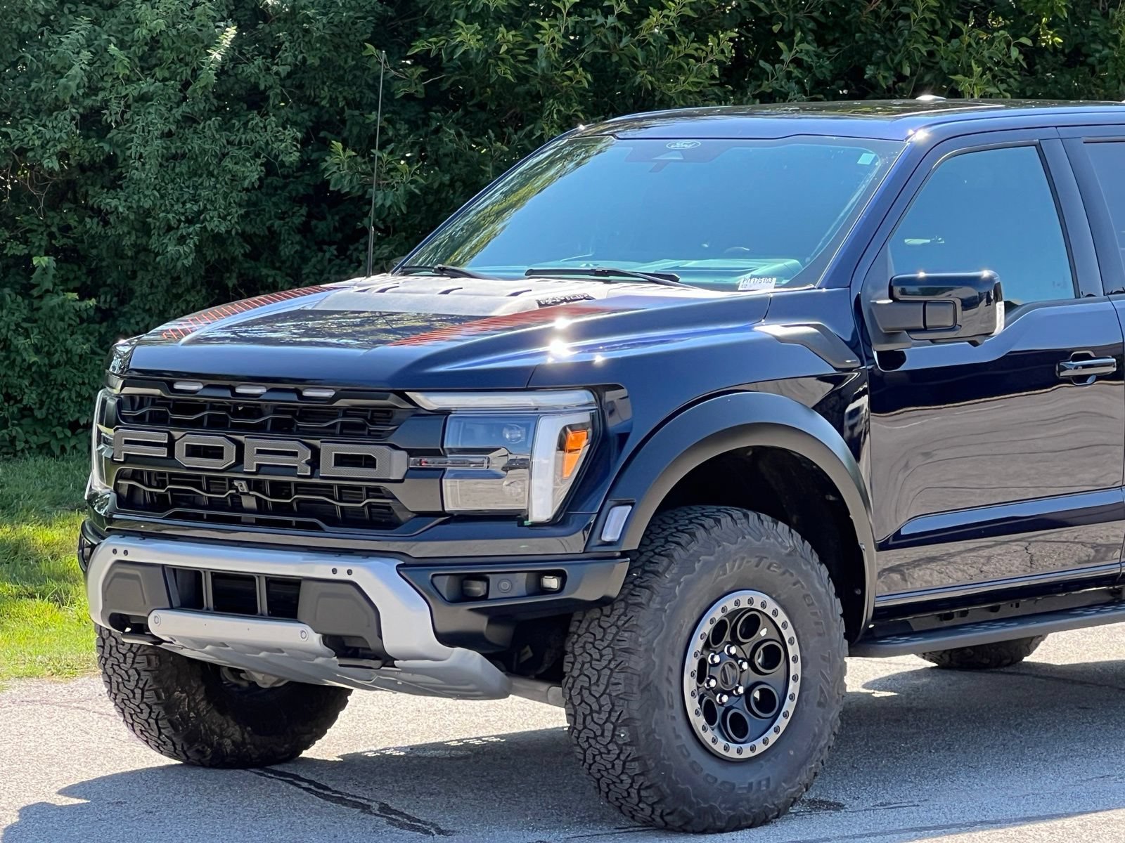Used 2025 Ford F150 Raptor AWD/4WD image 12
