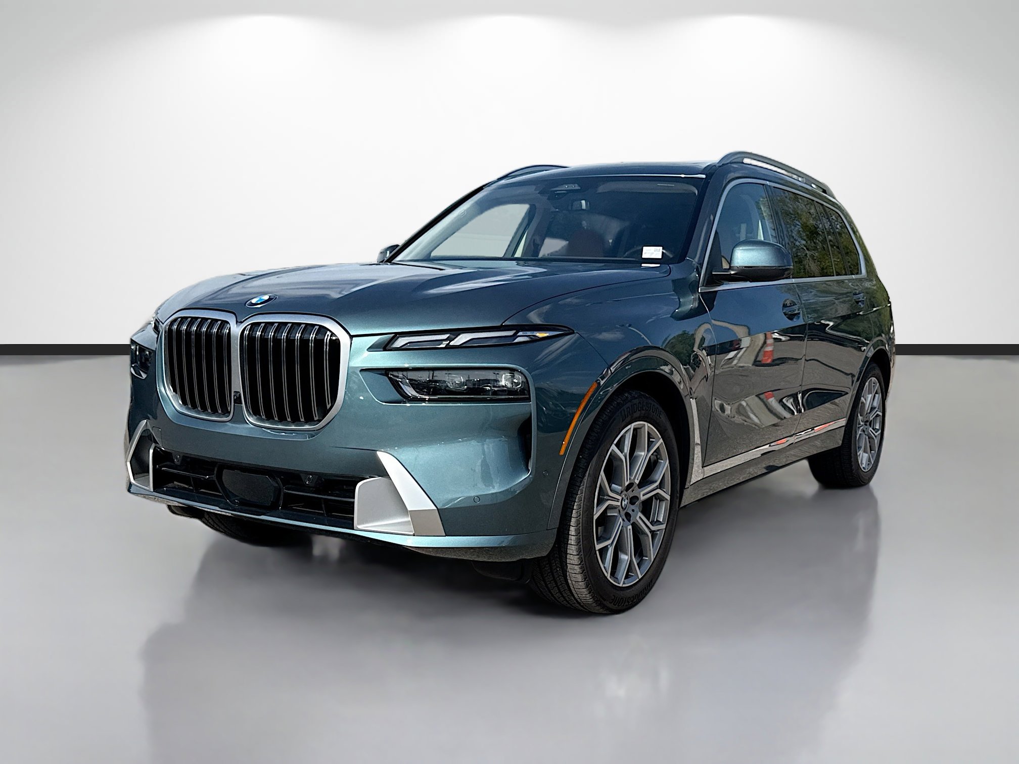 Used 2026 BMW X7 xDrive40i AWD/4WD image 7