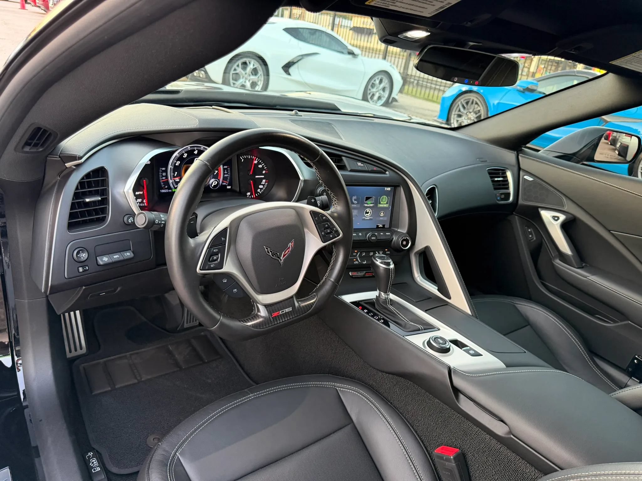 Used 2018 Chevrolet Corvette Z06 RWD image 21