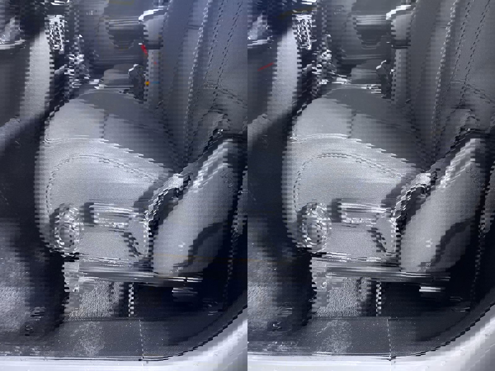 Used 2019 Jeep Wrangler Sport image 13