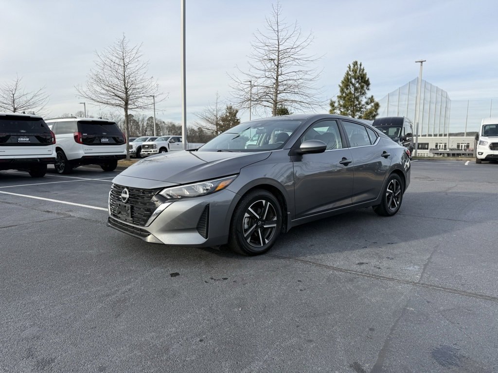 Used 2024 Nissan Sentra SV image 3