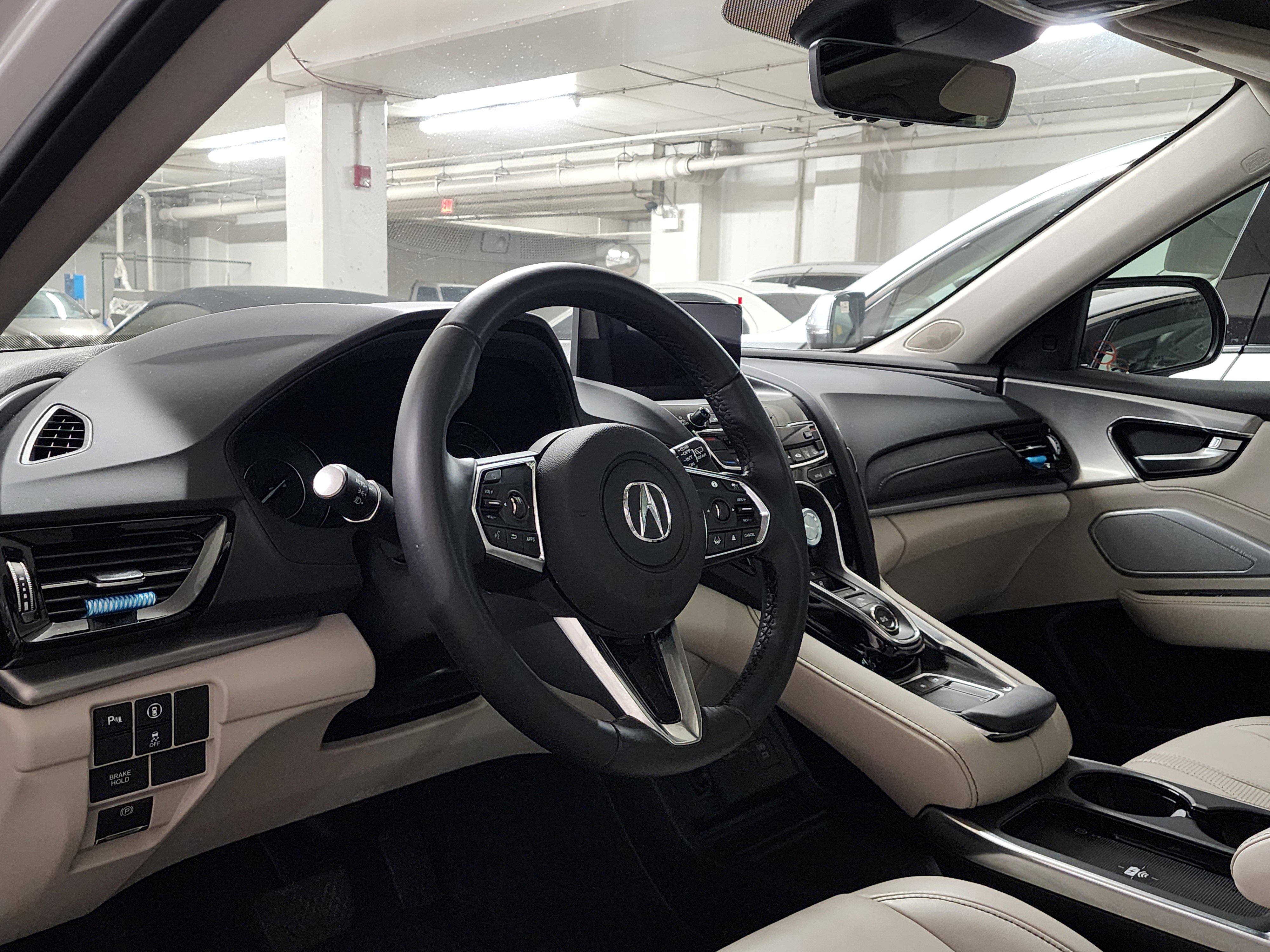 Used 2025 Acura RDX SH-AWD w/ Technology Package image 2