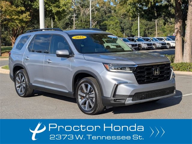Certified 2025 Honda Pilot Touring