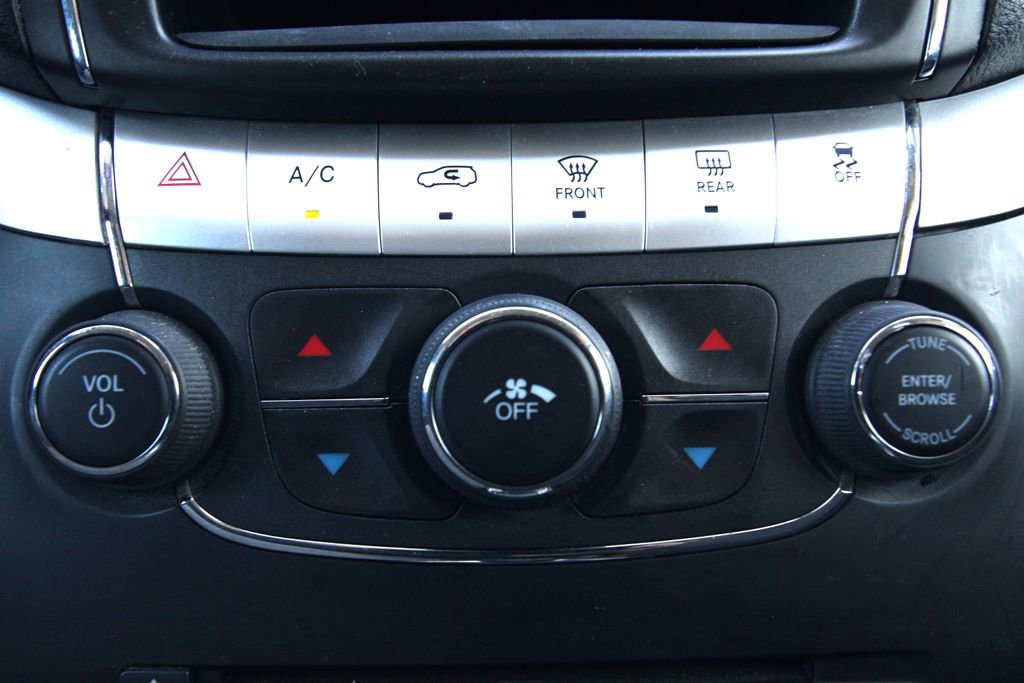 Used 2018 Dodge Journey SE FWD image 27