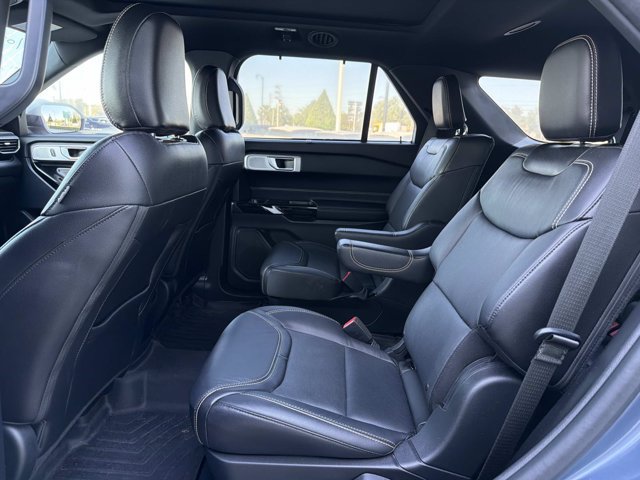 Used 2021 Ford Explorer ST w/ Equipment Group 401A AWD/4WD image 16