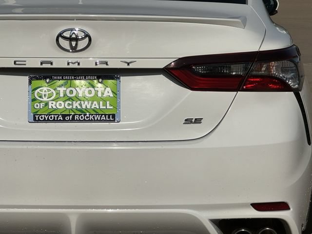 Used 2023 Toyota Camry SE FWD image 6