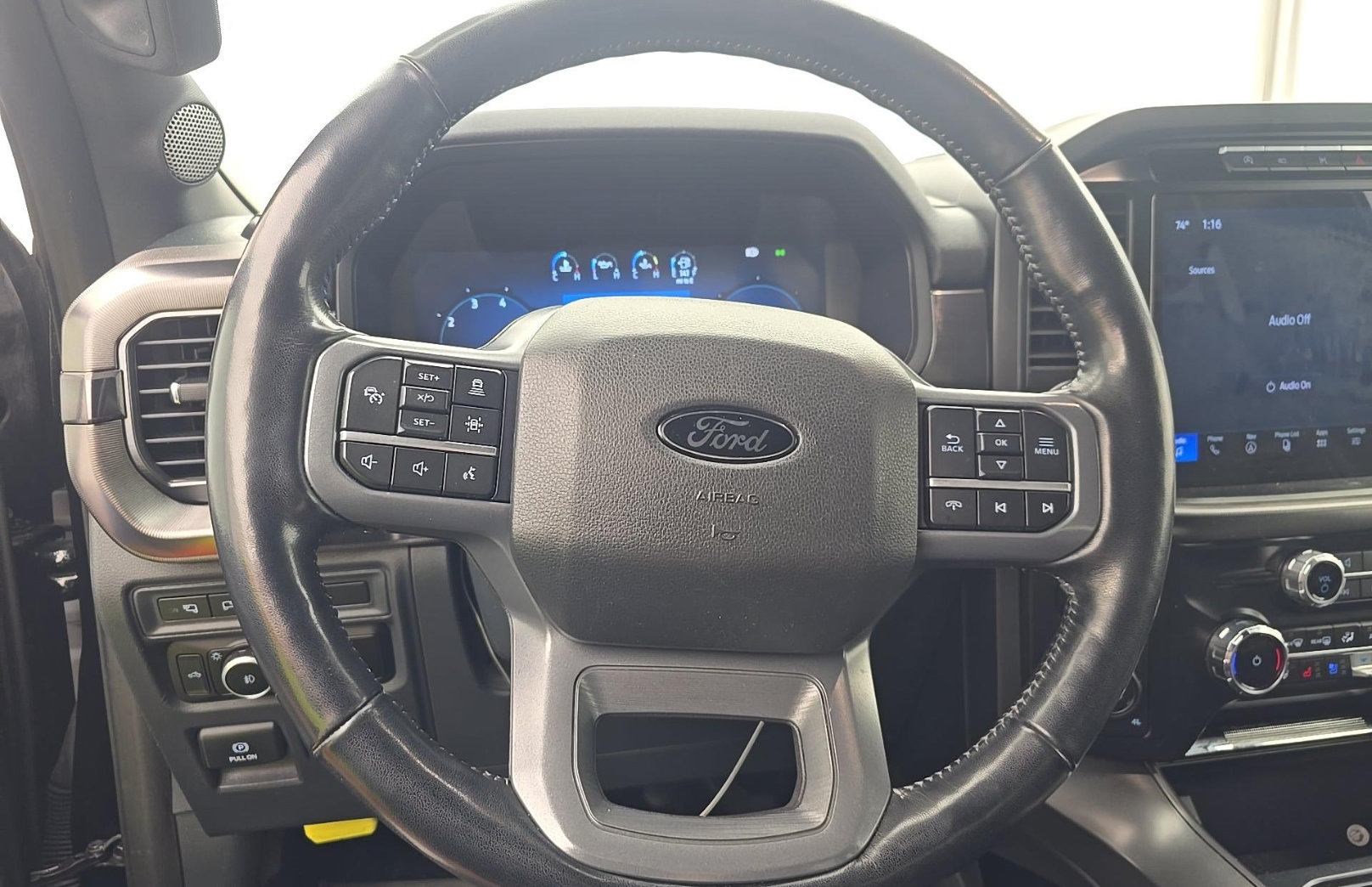 Used 2024 Ford F150 Lariat w/ Bed Utility Package AWD/4WD image 9