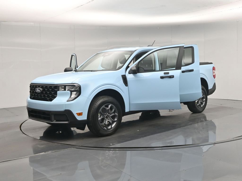 New 2026 Ford Maverick XLT FWD image 28