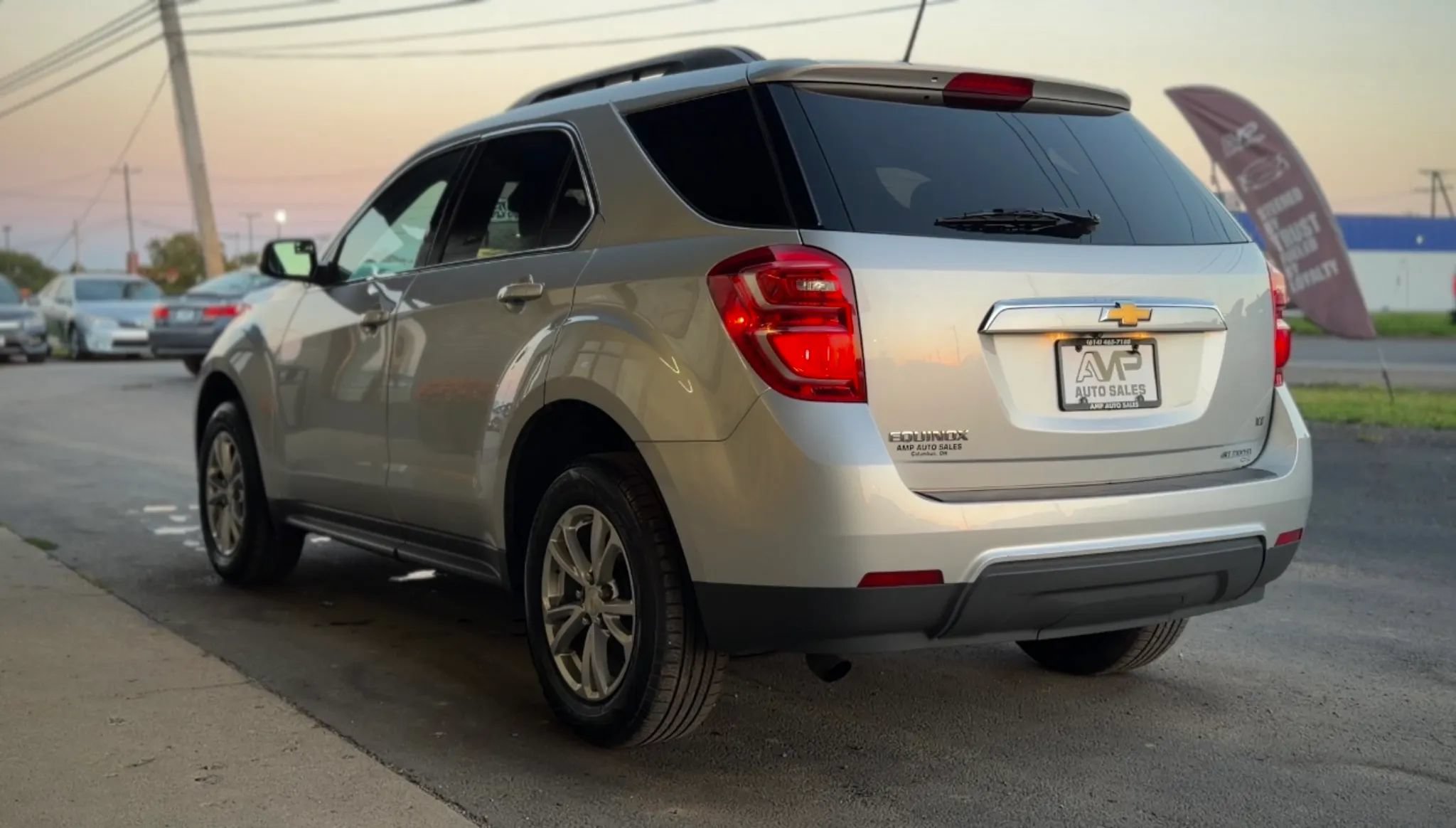 Used 2017 Chevrolet Equinox LT w/ Convenience Package FWD image 4