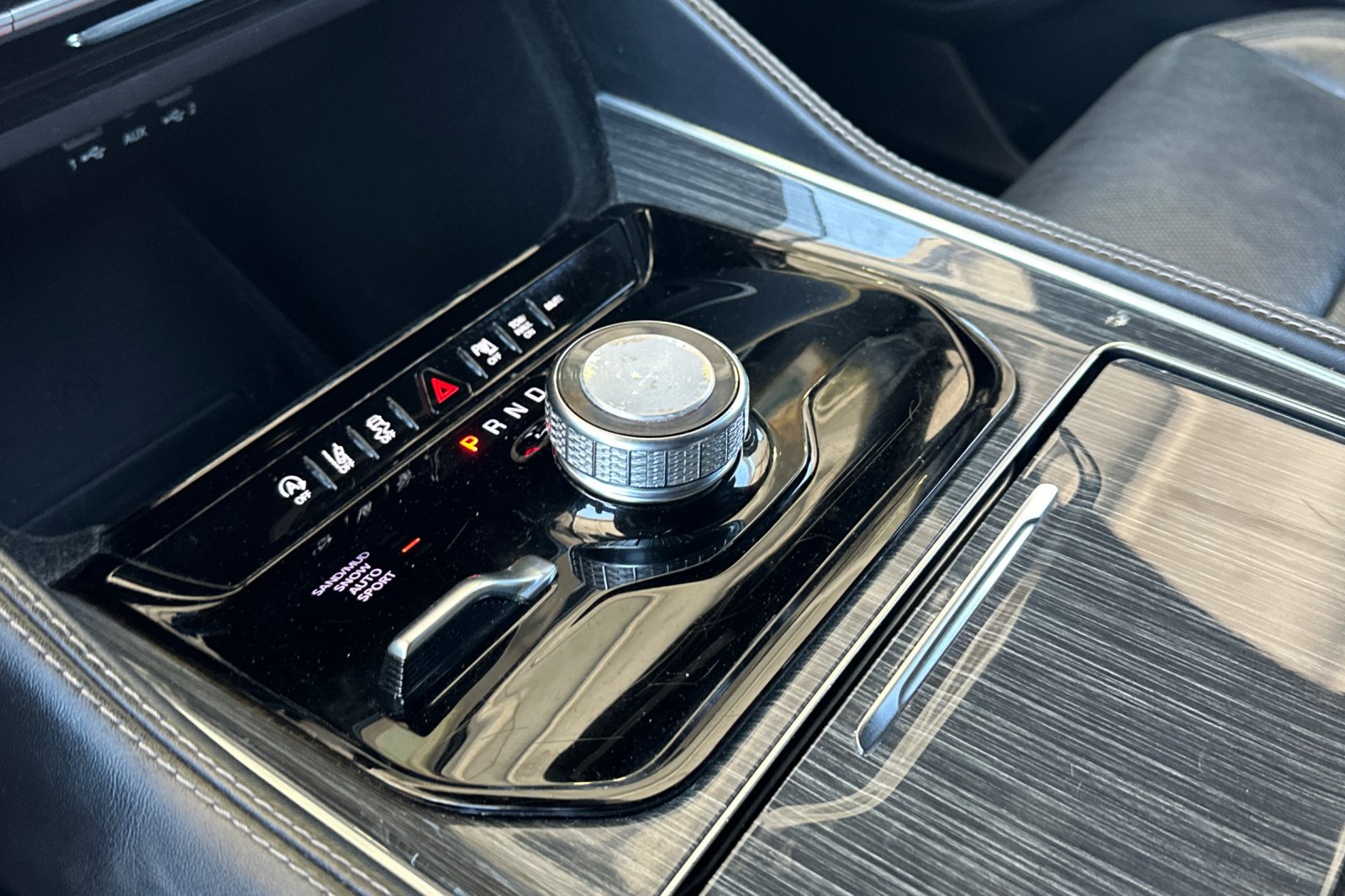 Certified 2022 Jeep Wagoneer Series II AWD/4WD image 23
