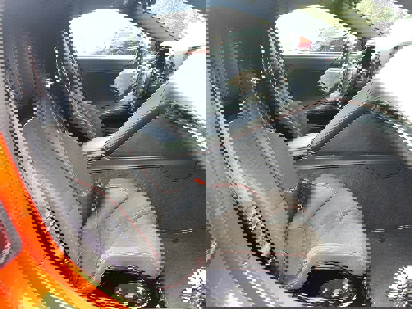 Used 2020 Chevrolet Corvette Stingray Convertible w/1LT w/ 3LT Preferred Equipment Group image 27