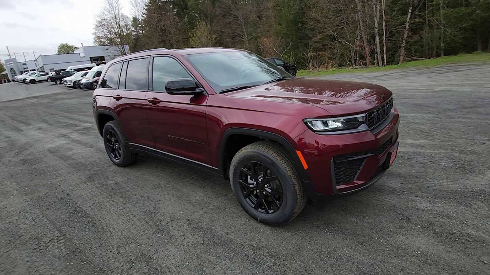 New 2026 Jeep Grand Cherokee Altitude AWD/4WD image 2