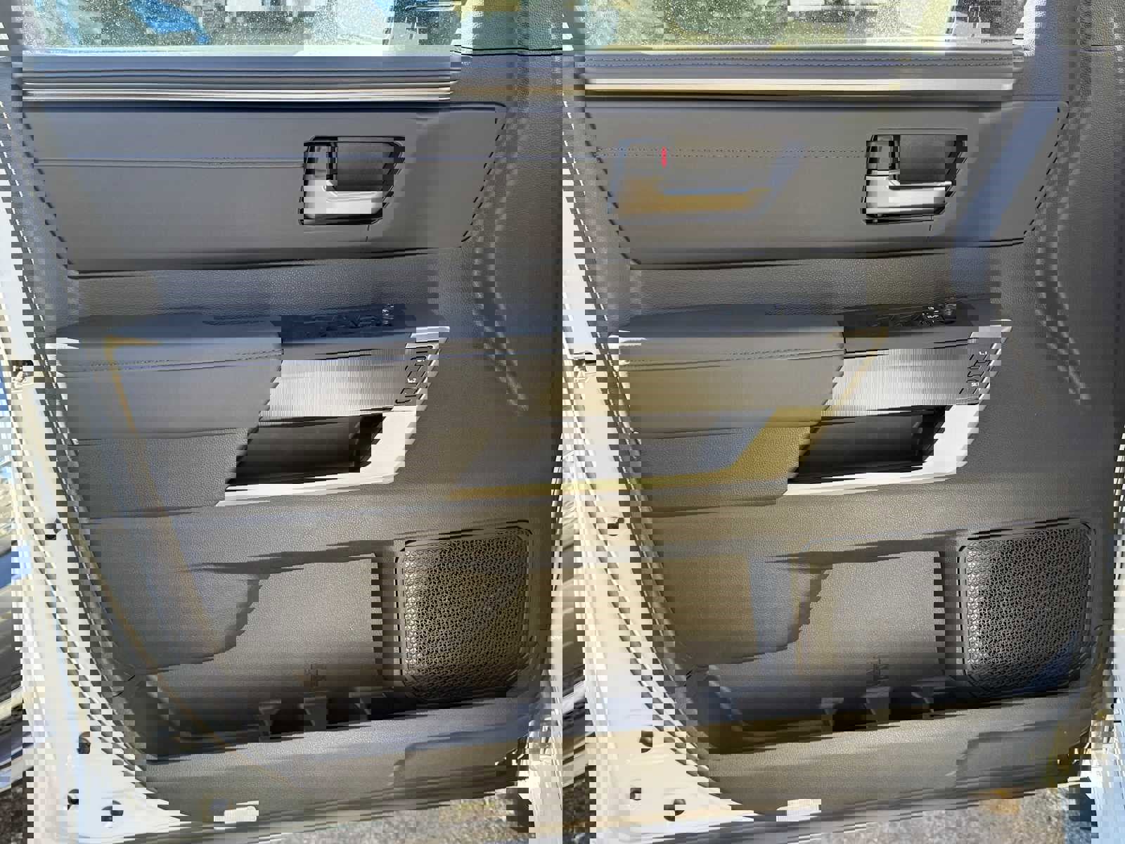 New 2026 Toyota Tundra Platinum image 7