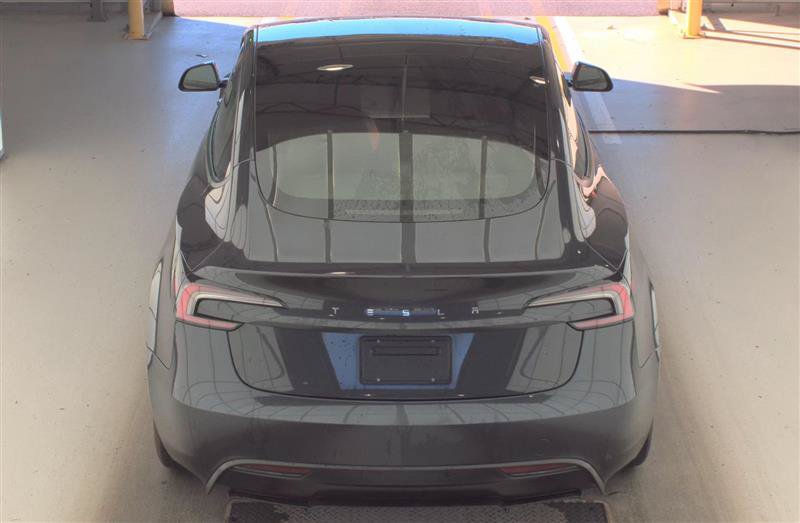Used 2024 Tesla Model 3 Long Range RWD image 3