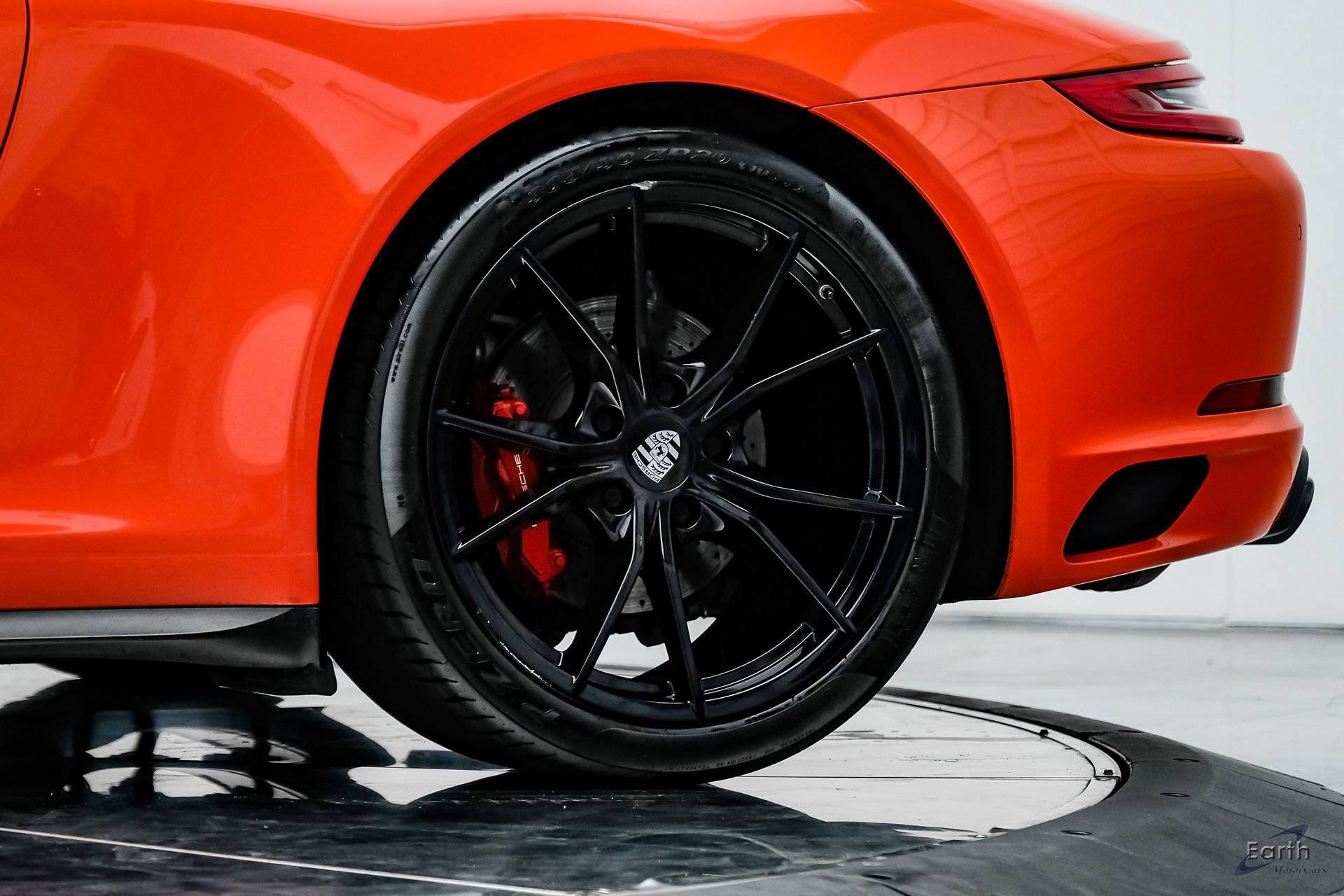 Used 2018 Porsche 911 Carrera 4S image 94
